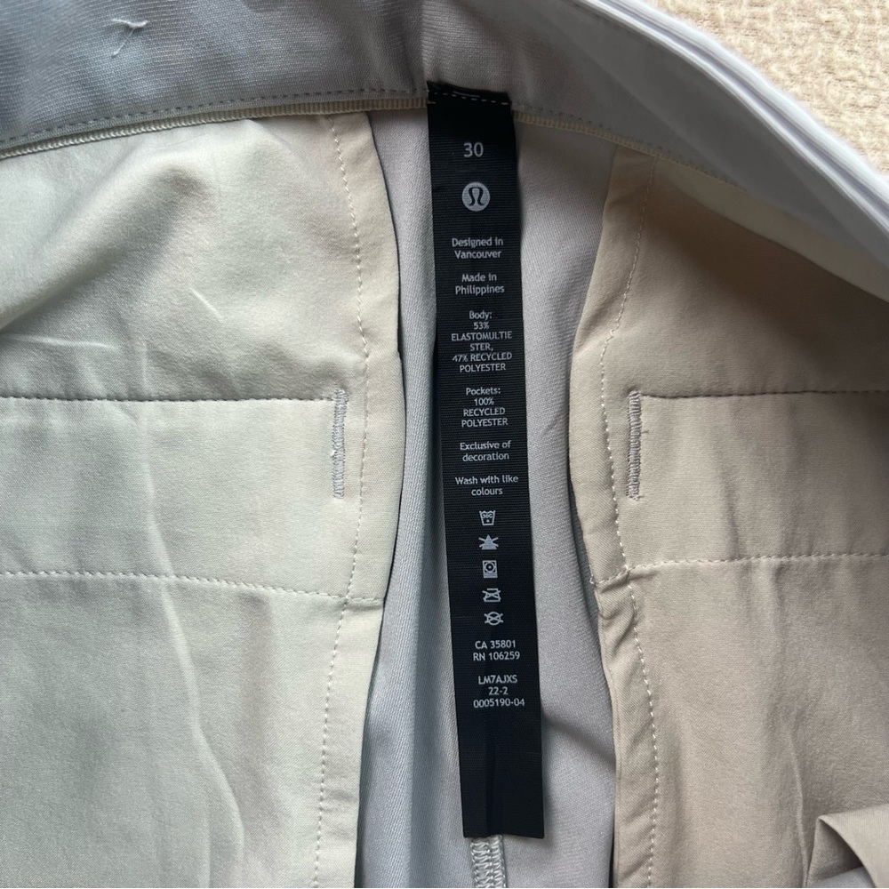 Lululemon Commission Classic Fit Shorts 7" Warpstreme Men's 30 Seal Gray EUC - Picture 8 of 8